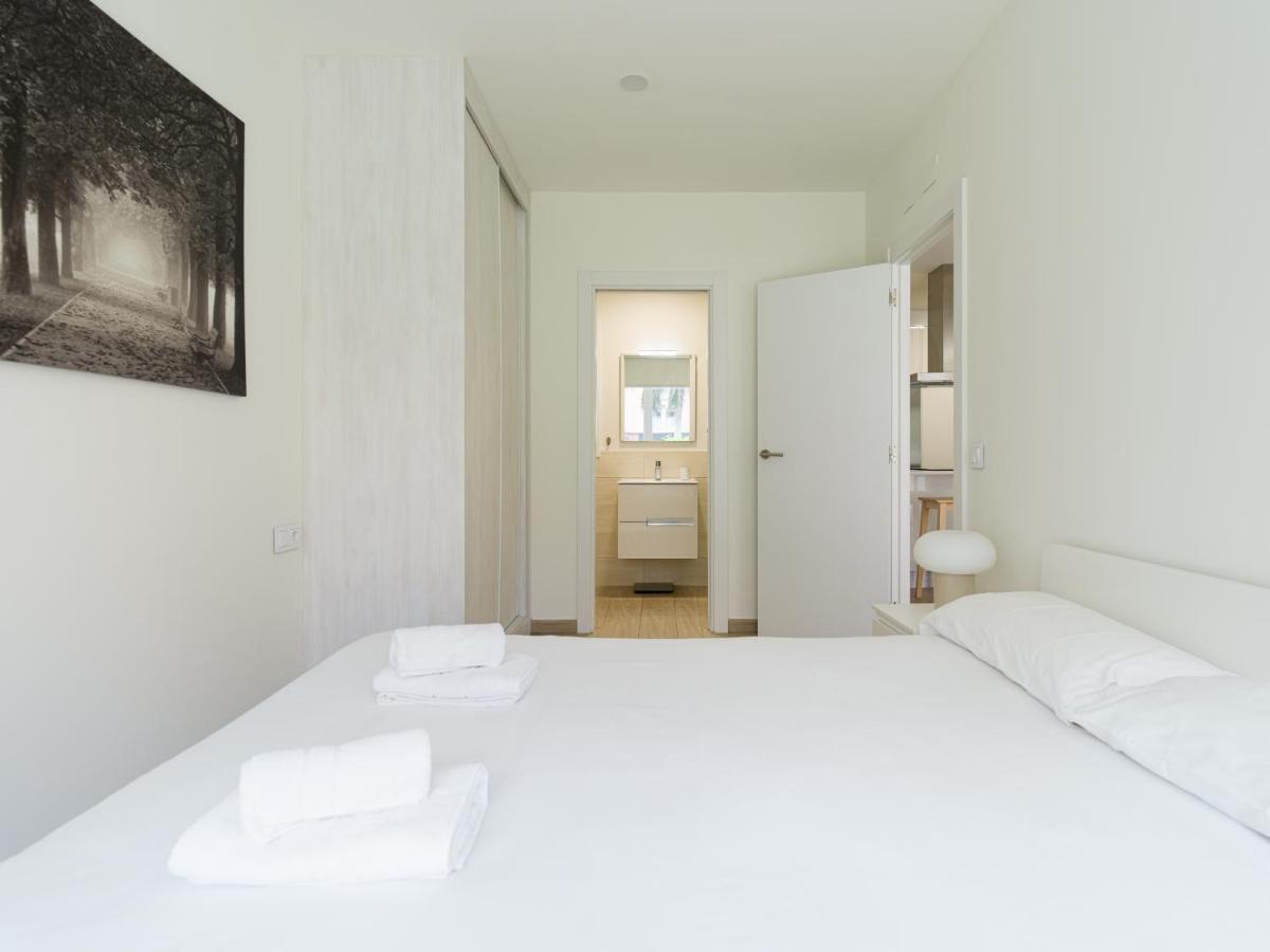 Homeforguest Apartamento Con Terraza Y Parking En Las Canteras Las Palmas de Gran Canaria Exterior photo